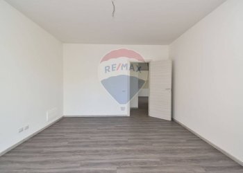 Stanza vuota - Appartamento Via Morgioni Traversa B
 
3, Valverde - foto 11