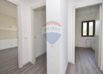 Hall / corridoio - Appartamento Via Morgioni Traversa B
 
3, Valverde - foto 15