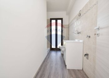 Bagno - Appartamento Via Morgioni Traversa B
 
3, Valverde - foto 17