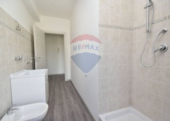 Bagno - Appartamento Via Morgioni Traversa B
 
3, Valverde - foto 18