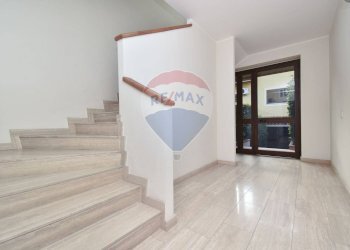 Scale - Appartamento Via Morgioni Traversa B
 
3, Valverde - foto 37