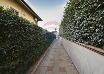 Casa all\'aperto - Appartamento Via Morgioni Traversa B
 
3, Valverde - foto 43