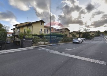 Casa all\'aperto - Appartamento Via Morgioni Traversa B
 
3, Valverde - foto 47