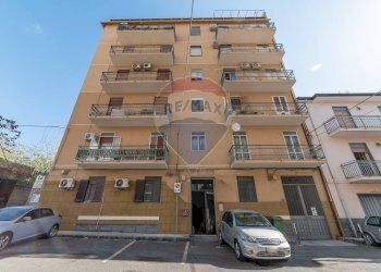 Edificio all\'aperto - Trilocale via fassari
 
14, Catania - foto 2