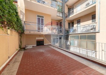 Terrazza - Trilocale via fassari
 
14, Catania - foto 25