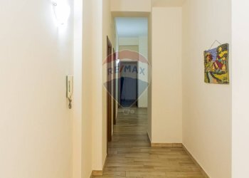 Hall / corridoio - Trilocale Via Veneto
 
20, Acireale - foto 2