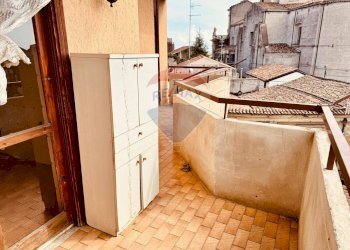 Balcone - Appartamento via IV novembre
33, Aci Catena - foto 14