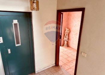 Hall / corridoio - Appartamento via IV novembre
33, Aci Catena - foto 16