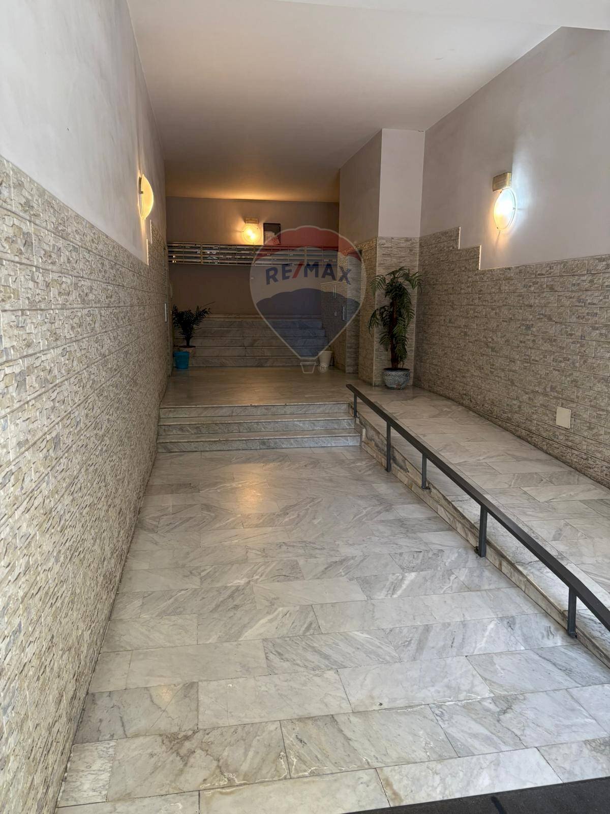 Androne ingresso - Trilocale Viale Nitta
 
2, Catania - foto 2