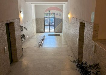 Androne ingresso - Trilocale Viale Nitta
 
2, Catania - foto 4