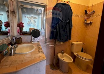 Bagno - Four-room apartment Viale Europa
 
50, San Pietro Clarenza - photo 19