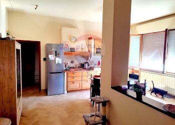 Cucina - Trilocale Figline e Incisa Valdarno - foto 3