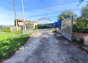 Giardino - Casa indipendente destre di ghiandaro
 
snc, San Marco Argentano - foto 67