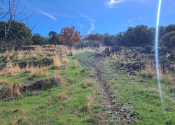 Vista delle montagne - Terreno agricolo CONTRADA INCHIUSO, Santa Maria di Licodia - foto 1