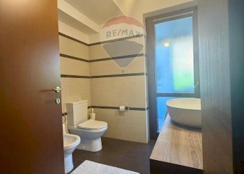 Bagno - Trilocale via Giovanni Paolo Secondo
 
13, Fiumefreddo di Sicilia - foto 13