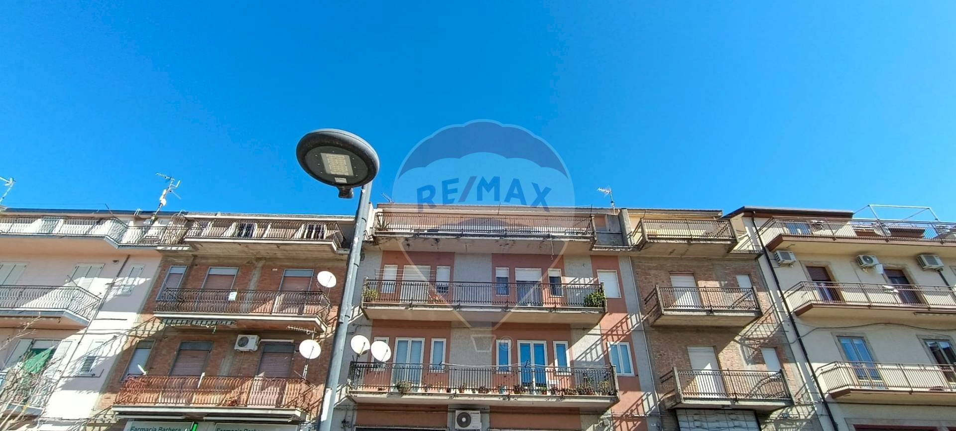 Edificio all\'aperto - Appartamento Via Nazionale
 
214, Troina - foto 1