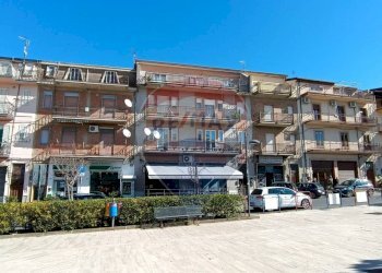 Edificio all\'aperto - Trilocale Via Nazionale
 
216, Troina - foto 3