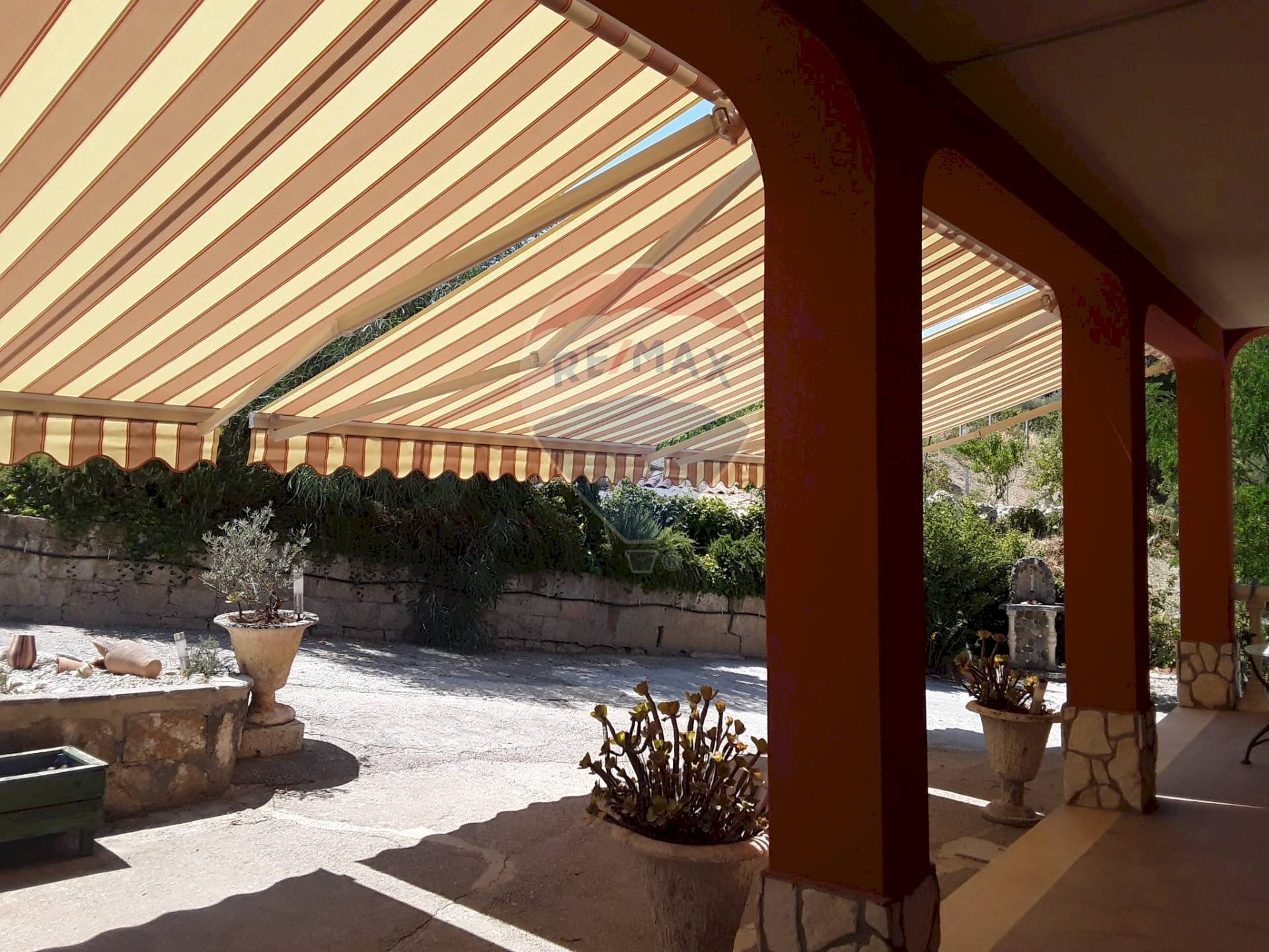 Terrazza - Villa Contrada Roccella
 
snc, San Cataldo - foto 2