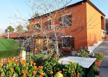 Casa all\'aperto - Villa Contrada Roccella
 
snc, San Cataldo - foto 1