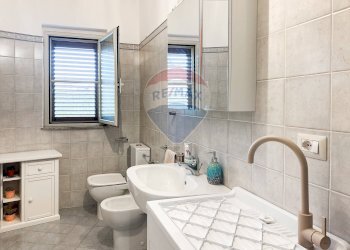 Bagno - Appartamento Via San giuseppe
 
1, Alì Terme - foto 19