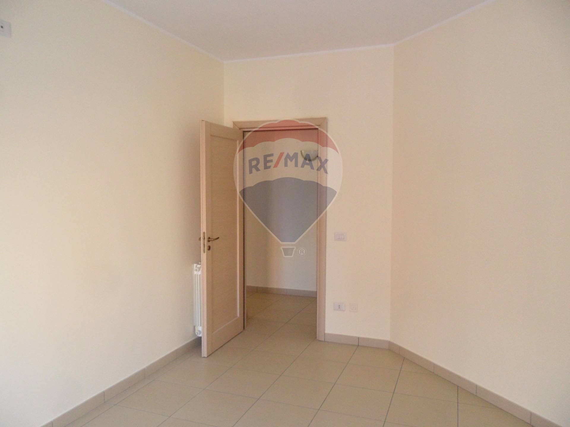 Stanza vuota - Office via carlo pisacane
32, Caltanissetta - photo 3