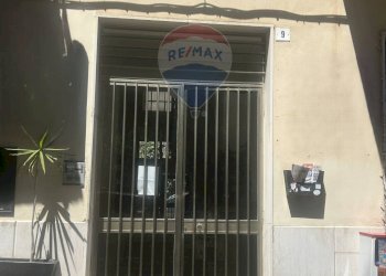 Edificio all\'aperto - Appartamento Piazza Martiri D'Ungheria
 
9, Caltanissetta - foto 7