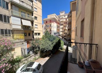 Balcone - Appartamento Piazza Martiri D'Ungheria
 
9, Caltanissetta - foto 24