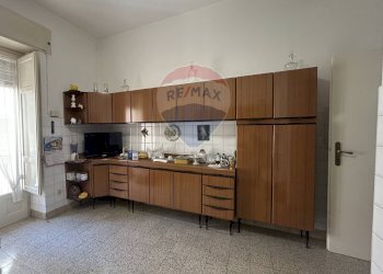 Cucina - Appartamento Piazza Martiri D'Ungheria
 
9, Caltanissetta - foto 27