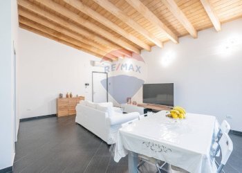 Sala da pranzo - Quadrilocale Via Villascassa
 
82, Viadana - foto 9