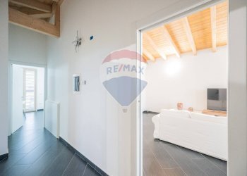 Hall / corridoio - Quadrilocale Via Villascassa
 
82, Viadana - foto 5