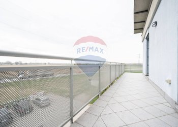 Balcone - Quadrilocale Via Villascassa
 
82, Viadana - foto 46