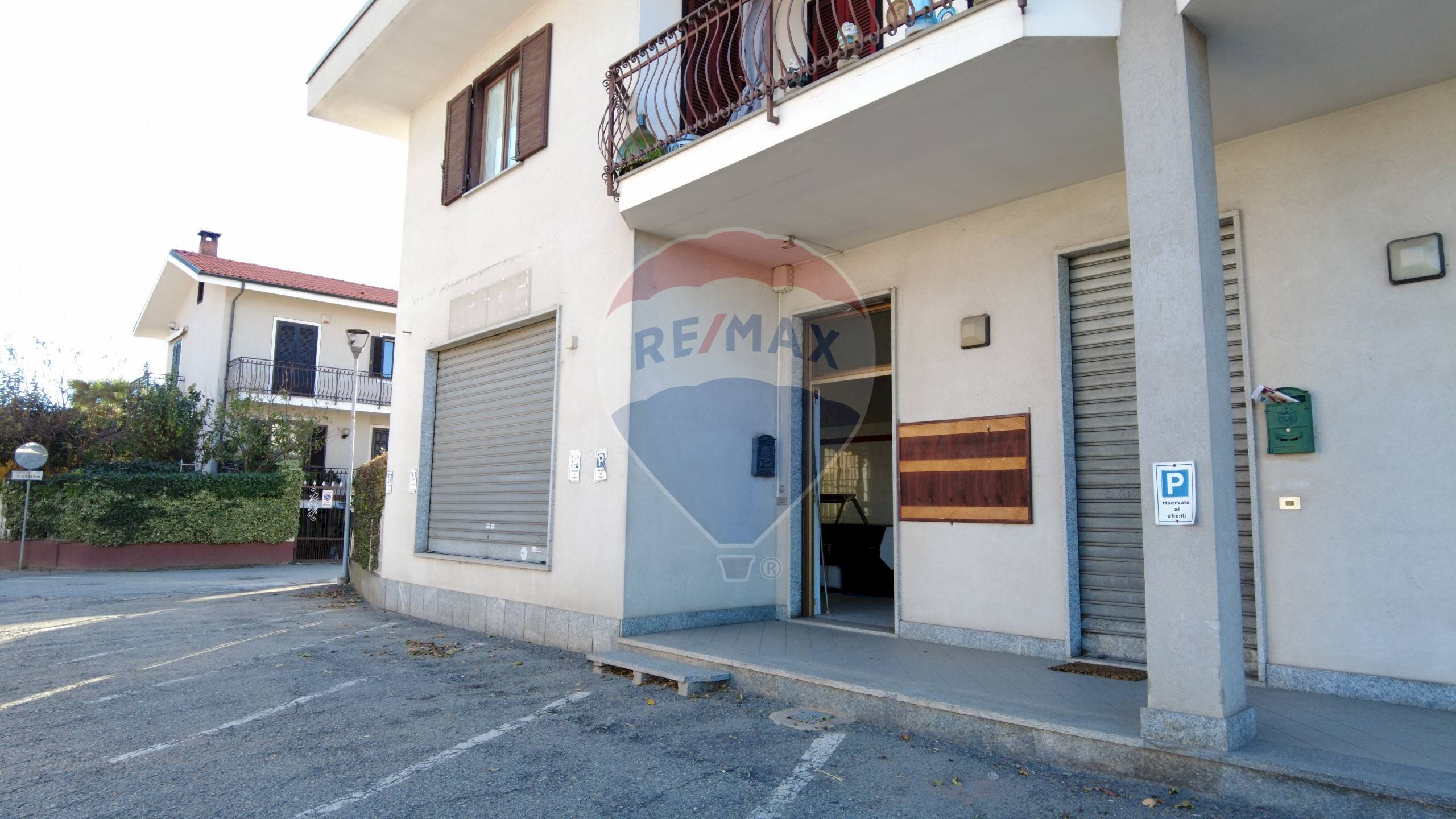 Terrazza - Negozio via Torino
 
32, Scalenghe - foto 1