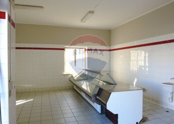 Cucina - Negozio via Torino
 
32, Scalenghe - foto 7