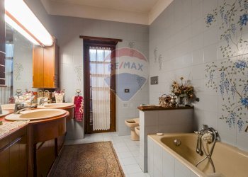 Bagno - Semi-detached house via galileo galilei
 
17, Bruino - photo 10