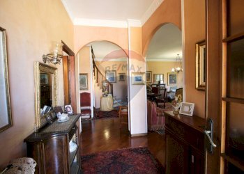 Hall / corridoio - Semi-detached house via galileo galilei
 
17, Bruino - photo 25