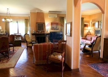 Soggiorno - Semi-detached house via galileo galilei
 
17, Bruino - photo 26