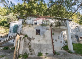 Casa all\'aperto - Rustico Via Strada Delle Cave
 
19, Chieti - foto 4