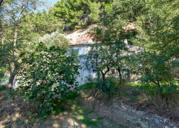 Giardino - Rustico Via Strada Delle Cave
 
19, Chieti - foto 6