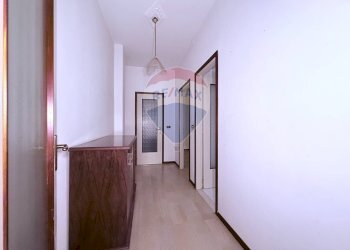 Hall / corridoio - Independent house Stradella - photo 6