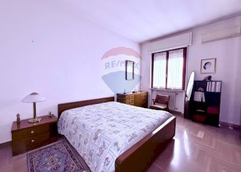 Camera / camera da letto - Independent house Stradella - photo 21