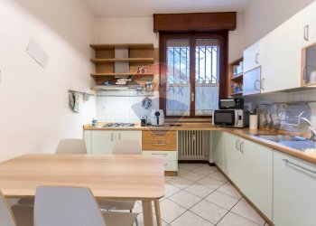 Cucina - Quadrilocale Via Bocchialini
 
1, Parma - foto 2