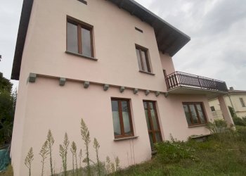 Foto 6 - Casa indipendente Strada Comunale Cortiglione
 
10, Robella - foto 6