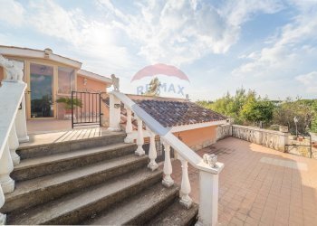 Scale - Villa Via Laurentina, Ardea - foto 37