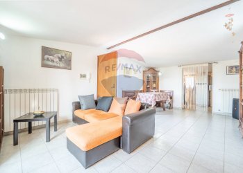 Soggiorno - Villa Via Laurentina, Ardea - foto 44