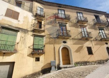 Edificio all\'aperto - Casa semi indipendente Pontelandolfo - foto 1