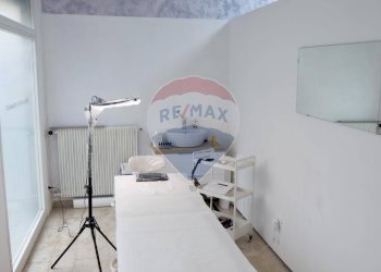 Lavanderia - Attività Commerciale Riviera Tito Livio, Padova - foto 5