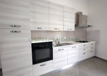 Foto 1 - Trilocale piazza San Pietro, Santa Maria Capua Vetere - foto 1