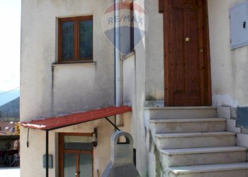 Foto 2 - Casa indipendente Via Vico San Lorenzo
 
1, Colli a Volturno - foto 2