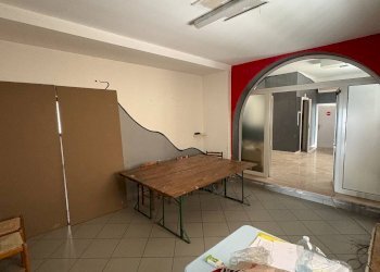 Foto 4 - Locale Commerciale Via Santo Patrono
 
34-36, Assisi - foto 4