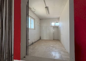 Foto 14 - Locale Commerciale Via Santo Patrono
 
34-36, Assisi - foto 14